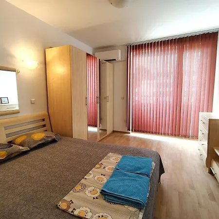 Laguna 2- Bedroom Apartment Slantschew brjag